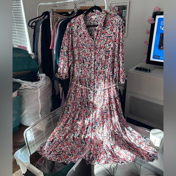 Floral print belted collared tea hem a-line three quarter sleeve shirtdress - Picture 6 of 10